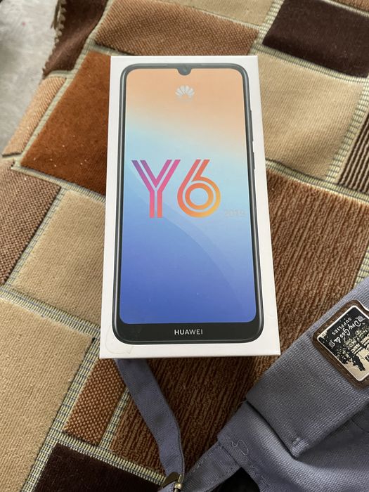 HUAWEI Y6 новый