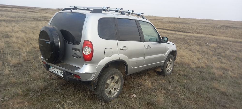 Продам ниву шевролет 2012года