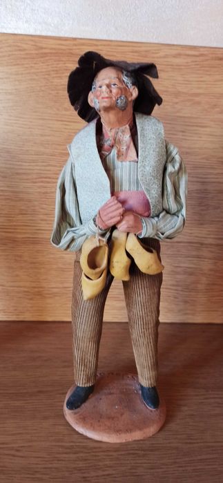 Колекционерска фигура обущар