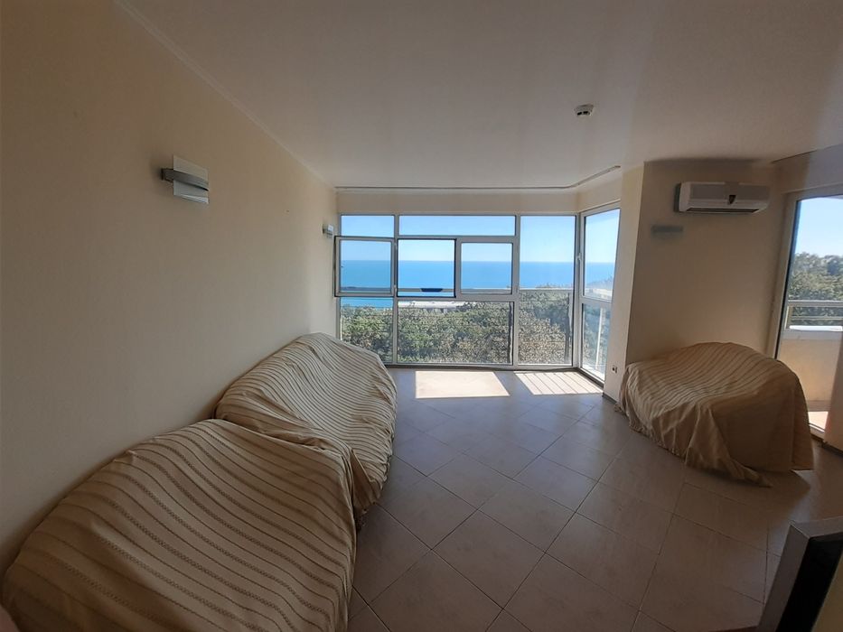 СОБСТВЕНИК Частно лице Продава 3-стаен Апарт. Никея Парк над Ривиерата