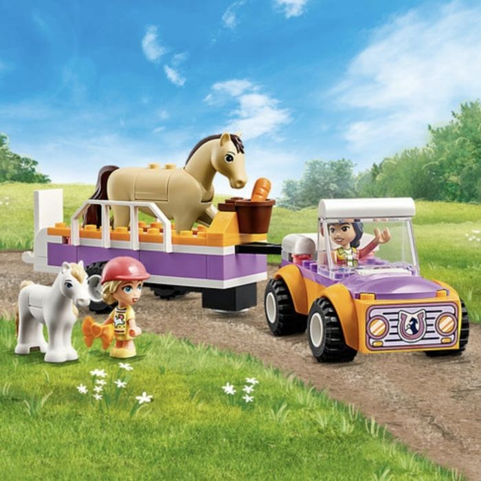 LEGO Friends Ремарке за кон и пони 42634
