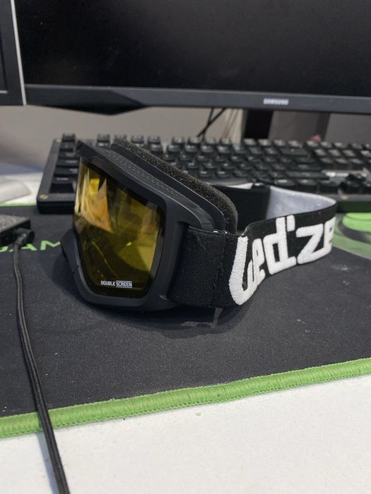 Каска Quicksilver “The Game”  и очила Wed’ze “Double Screen”