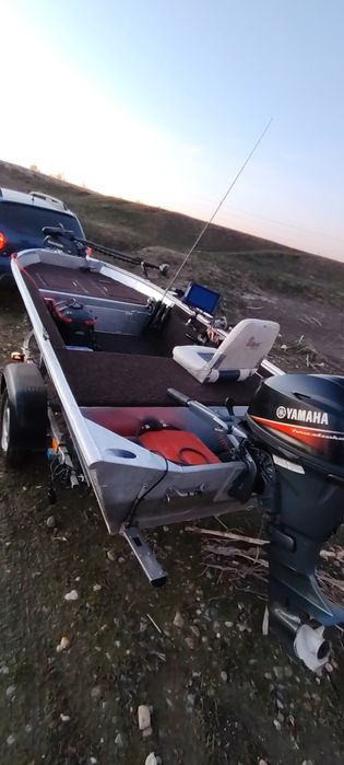 Barcă spining aluminiu