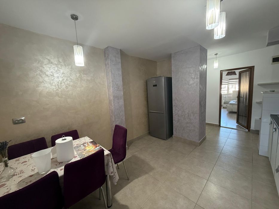 Apartament 3 camere decomandate mărăști semi-central