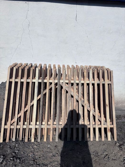 Душ, туалет , забор штакетный