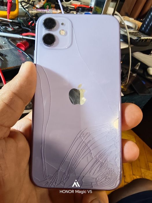 iPhone 11 pentru piese