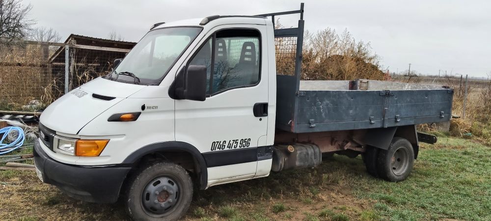 Vând Iveco Daily 3.5t Basculabil