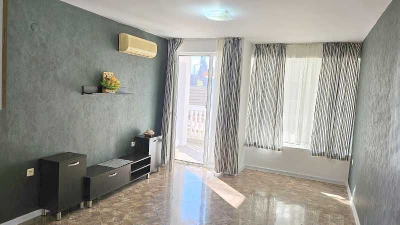 Продава се Двустаен апартамент в к.к. Слънчев бряг - 60 кв.м за 892 €/кв.м - Снимка #1