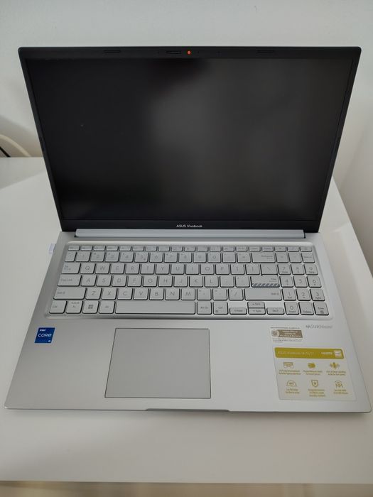 Laptop ASUS  Vivobook 15