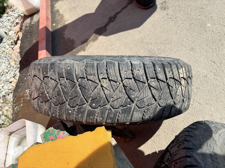 Продам добротную резину