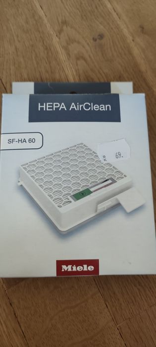 Прахосмукачка Miele + HEPA AirClean филтър