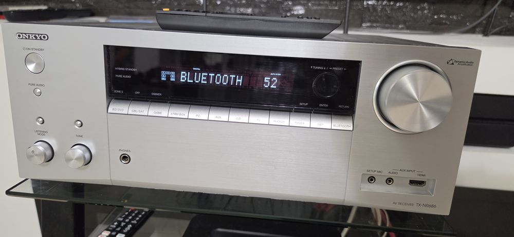 Receiver defect Onkyo TX-NR686 Atmos Bluetooth Wifi Phono ARC