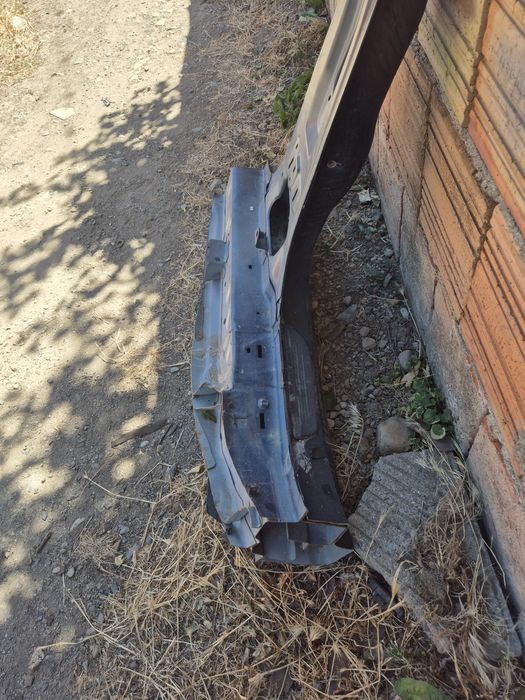 Дясна средна колона Mazda 6 GJ