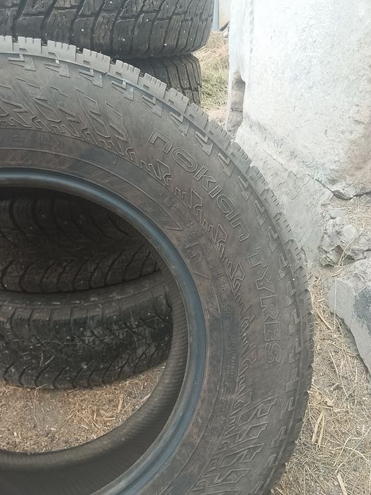 Продам шины nokian