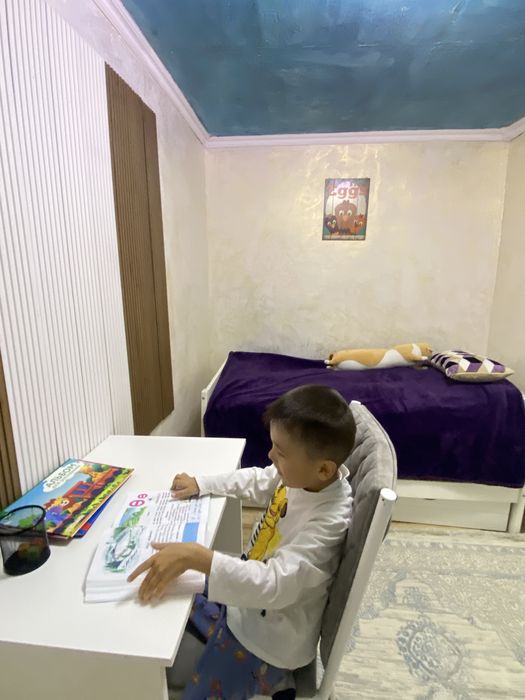 Дом Красный камень