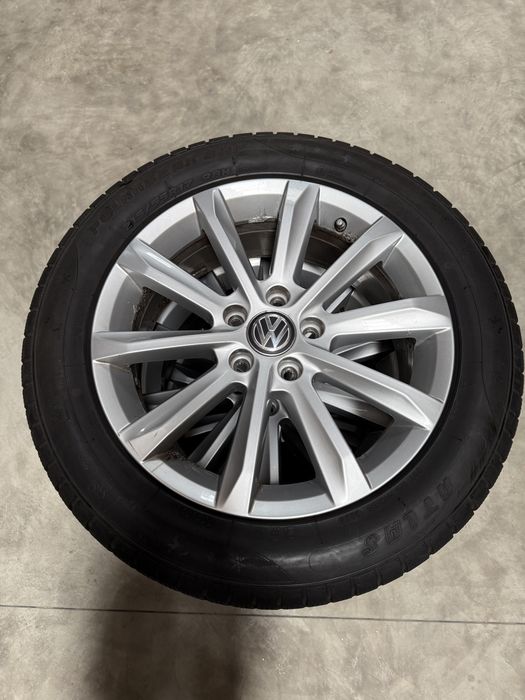 Jante/Roti Volkswagen Passat B8 cu anvelope 215 55 17