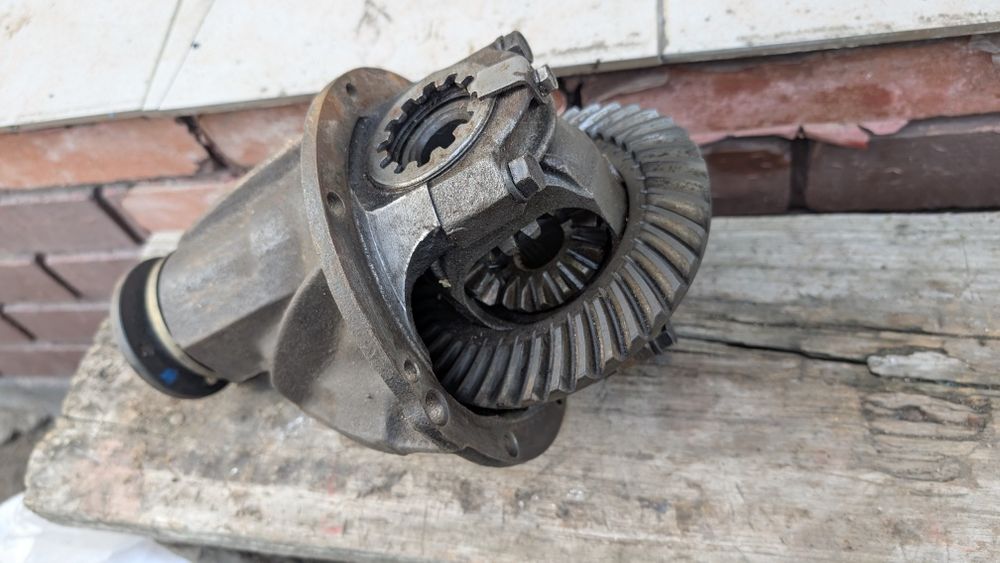 Редуктор на Нива 2121