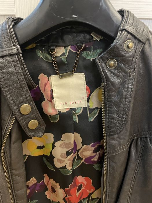 Кожаная куртка TED BAKER