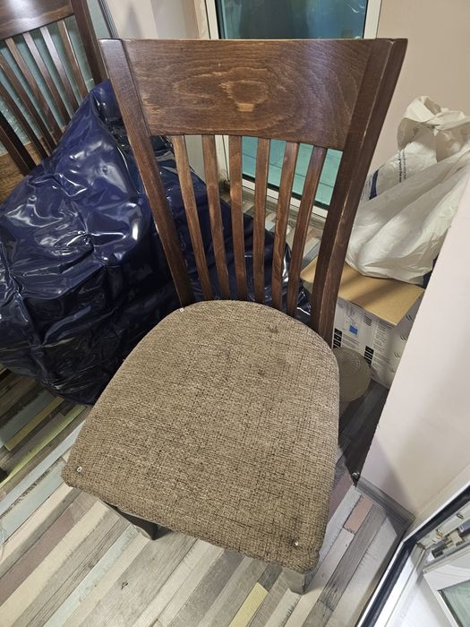 Дървена маса+3 стола