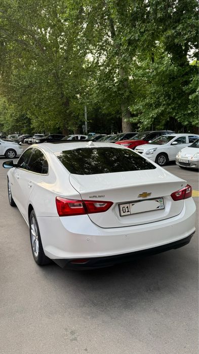 Chevrolet Malibu 2018 — 2