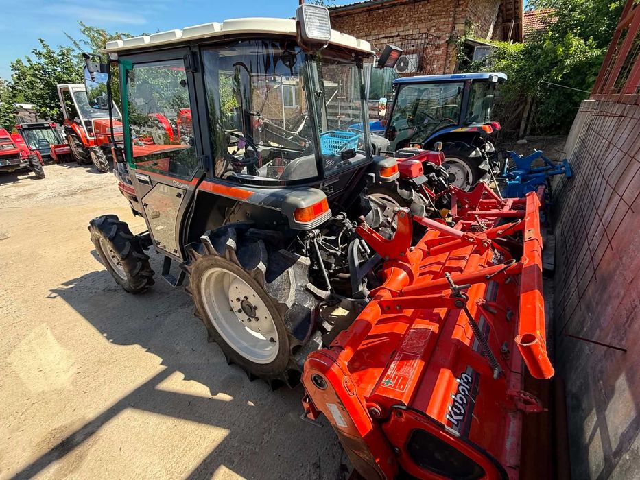 Трактор KUBOTA GL27 4x4