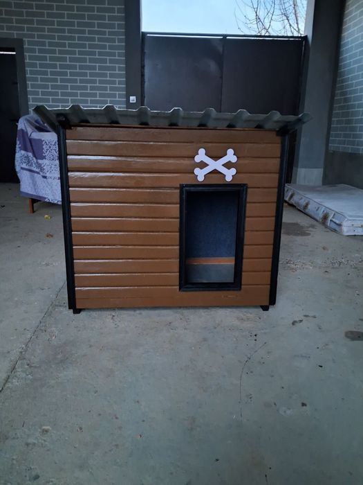 Собачья будка для средних пород собак