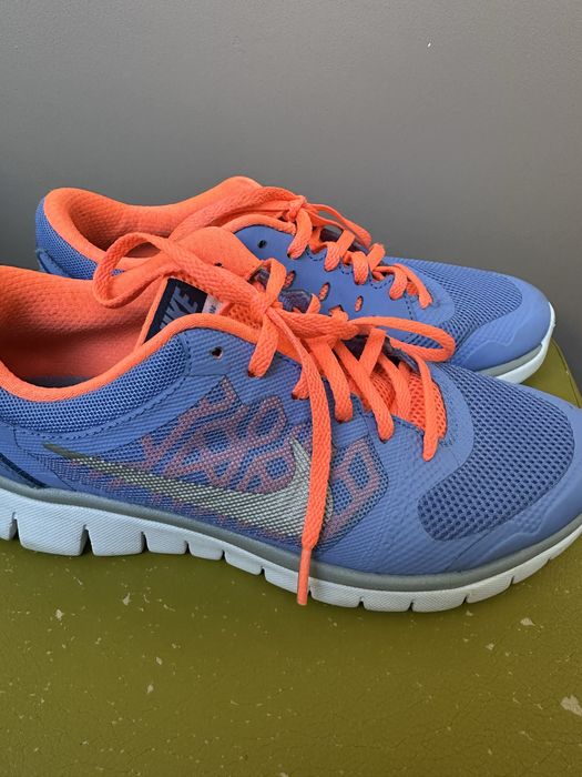 Дамски маратонки Nike
