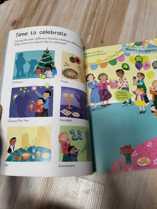 Carte cu stickere pt copii  Families Usborne