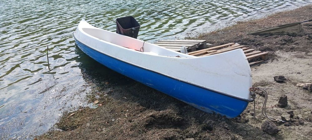 продавам 3 местно туристичско кану