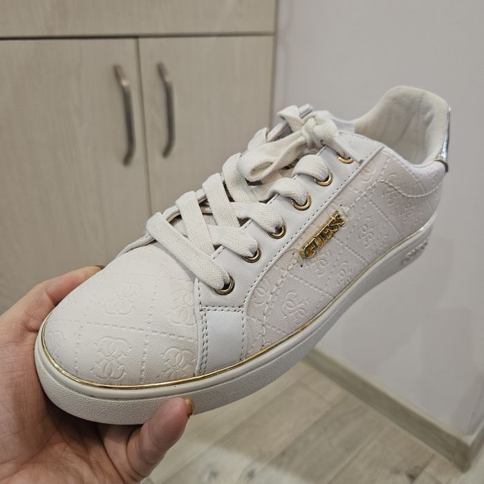 Кеды женские Guess