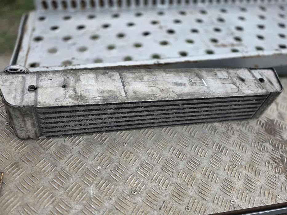 Кулер BMW E60/61 3.0d 218hp