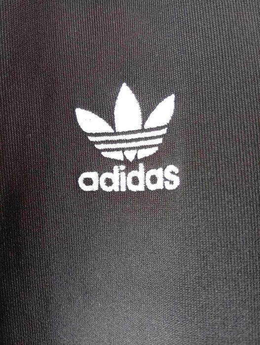 Дамски анцуг на марката ADIDAS