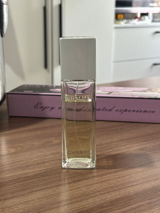 Продаю парфюм Chanel Cristalle Eau Verte