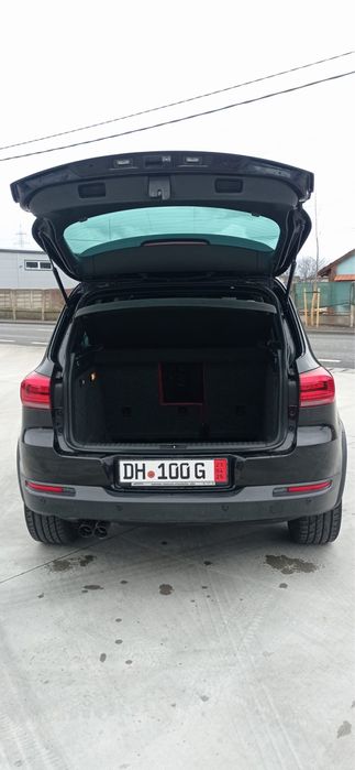 VW Tiguan R-line 2015 4Motion 4x4 bi-xenon+led panoramic