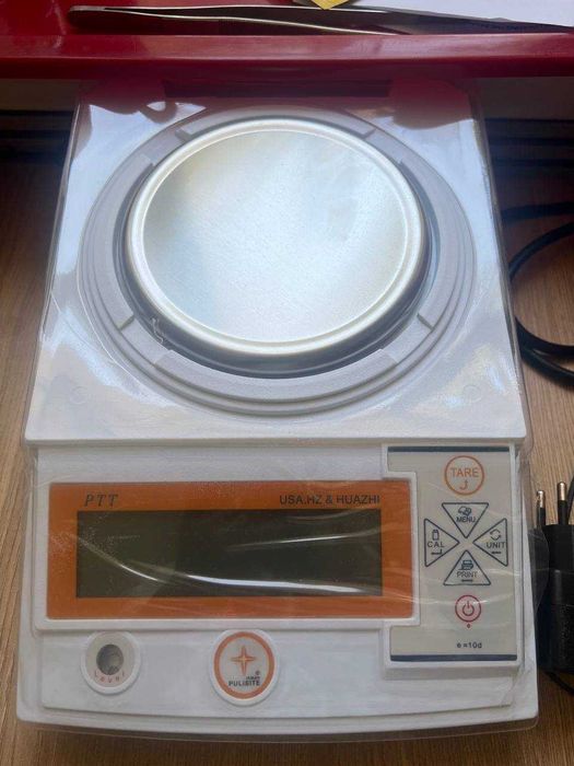 PTT-A1000 Прецизионные весы