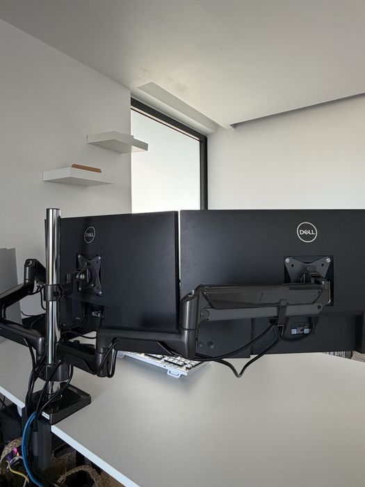 Monitor LED IPS Dell P2723QE