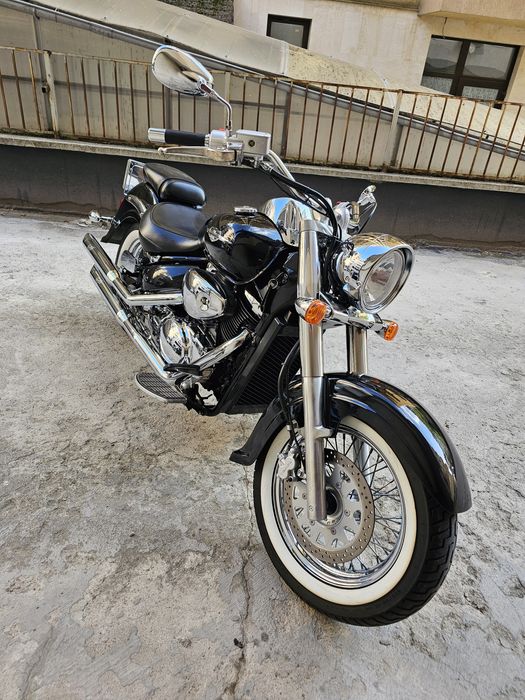 Suzuki Intruder c800