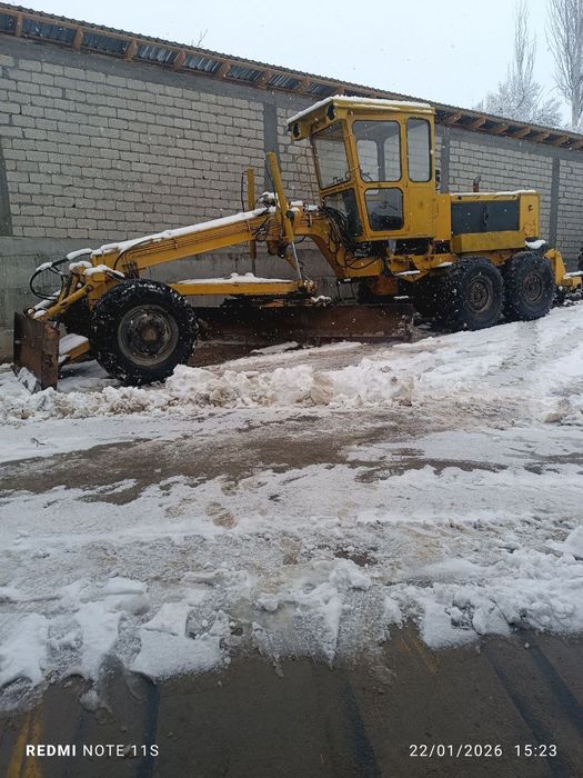 Авто Грейдер дз143