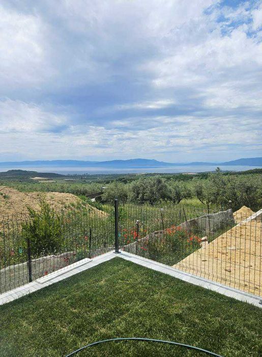 Двуетажна къща 130 кв.м и парцел 190 кв.м - ново строителство