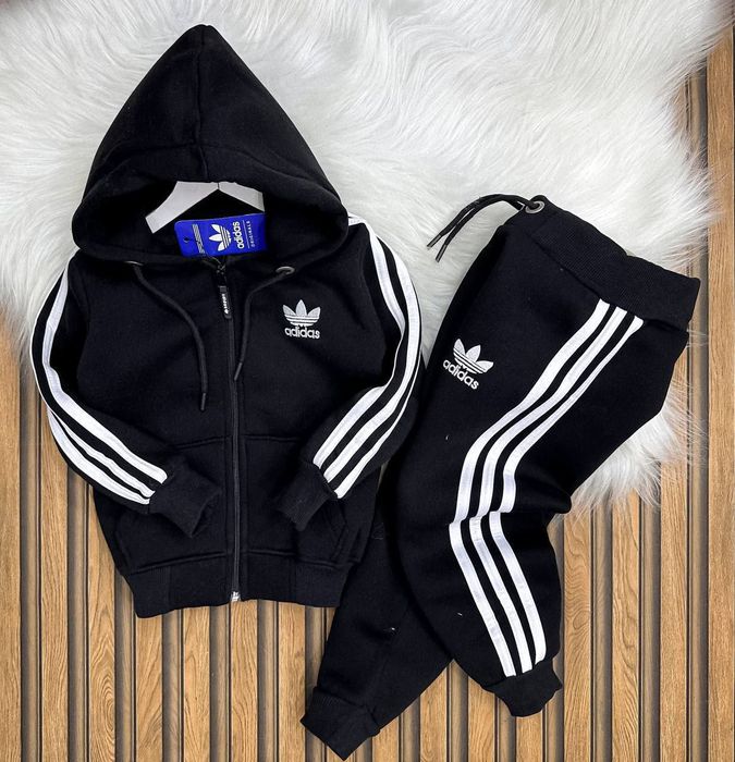 Adidas vătuit  băiețiii