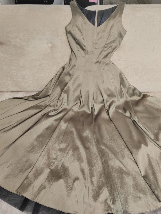 Вечернее бальное платье