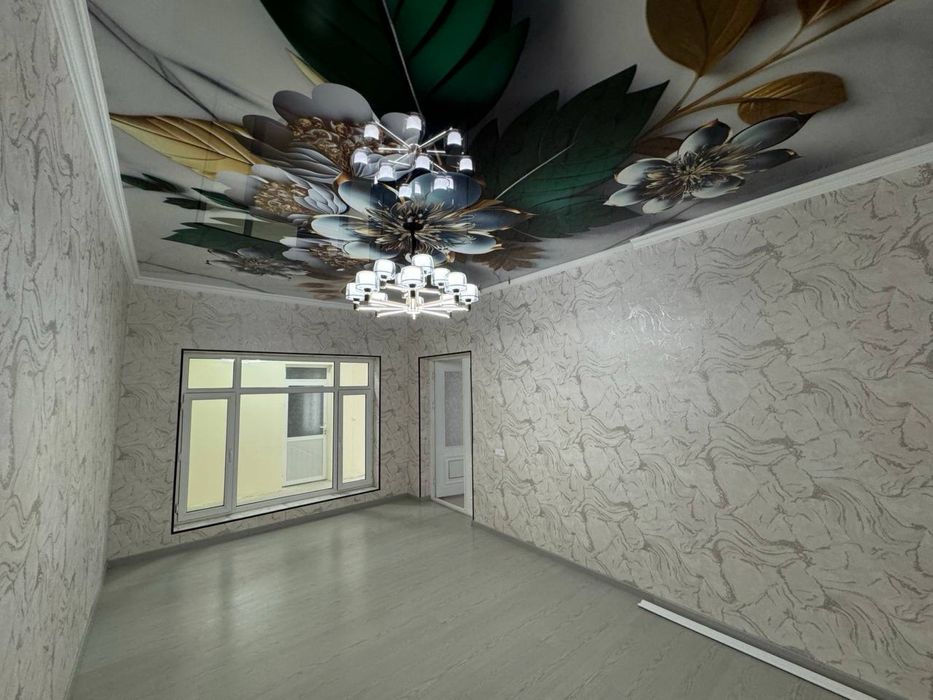 Уй Сотилади Янгийўл Тинчликда!!! Нақд ва насия савдога ҳам келишамиз