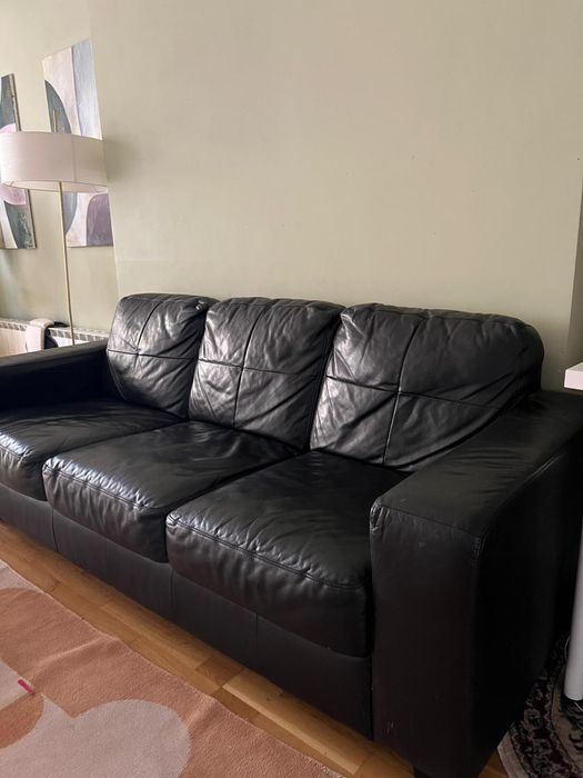 Кожен диван 202х85х57 см, много запазен