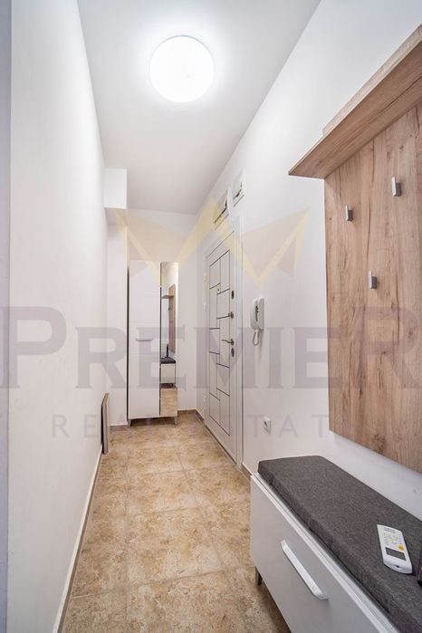 Продава се Двустаен апартамент в Варна, Център - 70 кв.м за 2642 €/кв.м - Снимка #12