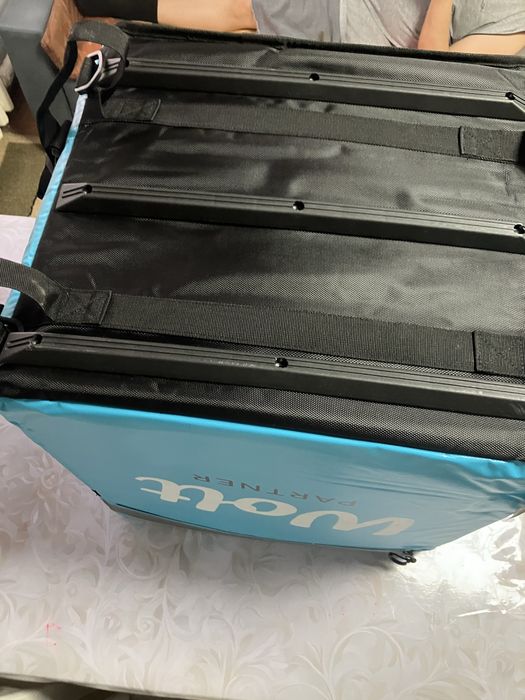 Продам новую термосумку WOLT / Вольт