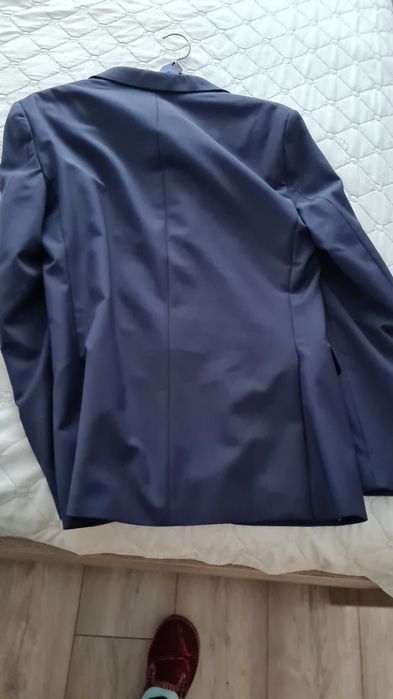 Продавам костюм от Абитуриентски  бал