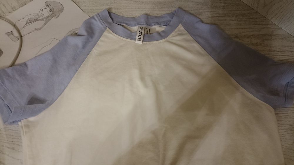 Кроп футболка на девушку, размер М