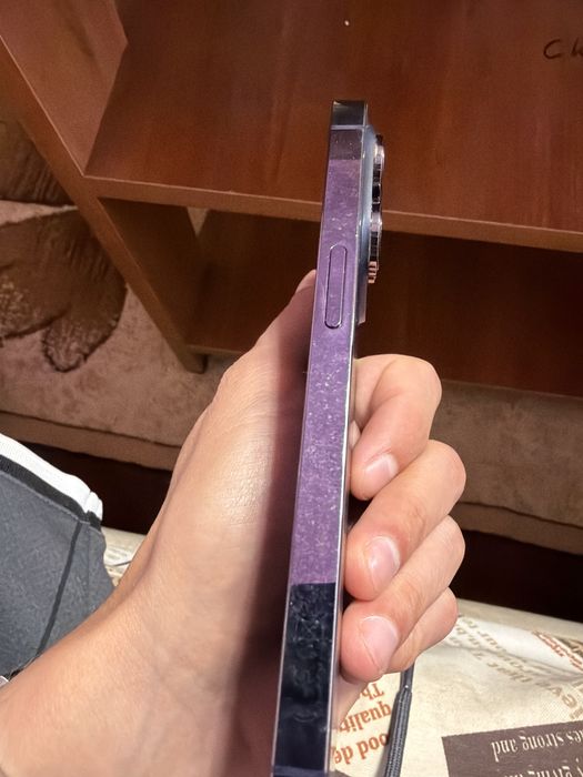 Iphone 14 pro deep purple