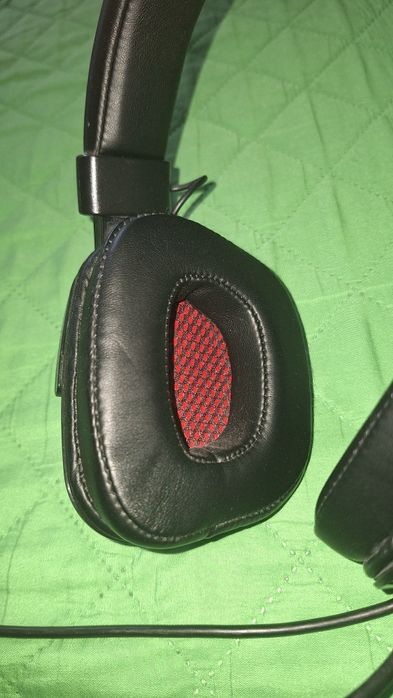 Геймърски слушалки с микрофон Genesis Radon 710