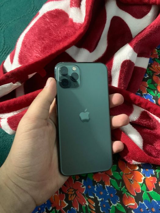 Iphone 11 pro 64gb batareya70 xolati ideal  260$ kelishamiz